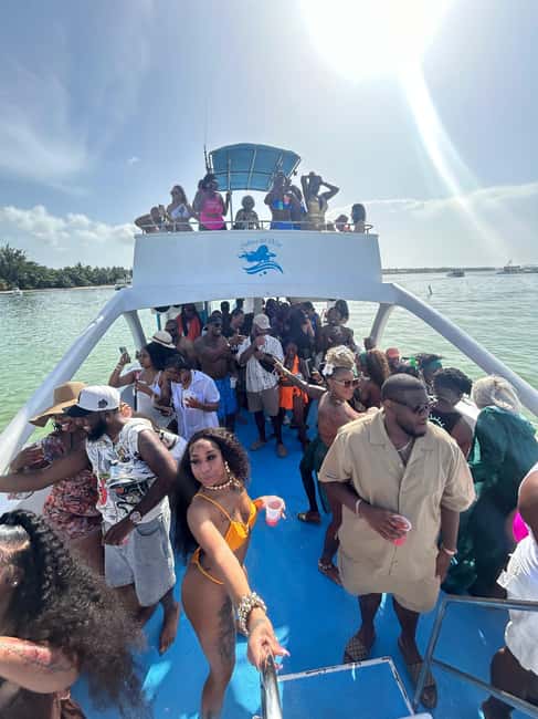 Punta Cana: Party Boat with Snorkeling, Open Bar And Hip Hop - Stop 3: The natural pool stop, shallow water time for relaxing and photos
