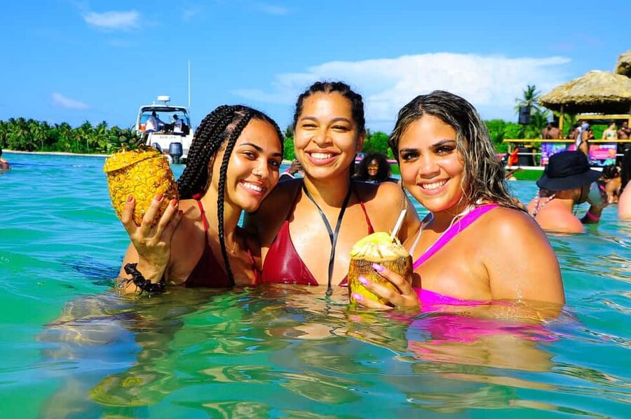 Punta Cana: Party Boat with Snorkeling, Open Bar And Hip Hop - Crew and safety: what matters in a party boat setting