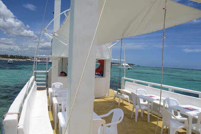 Punta Cana Private Boat (BBQ included) - What the crew experience feels like, based on real moments