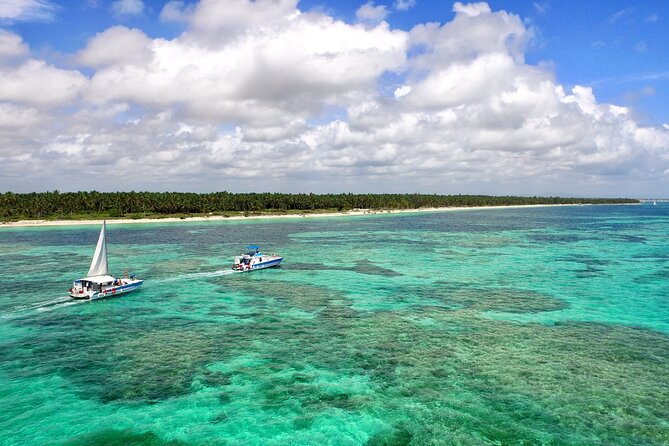 Punta Cana Private Cruise up to 10 people - Meeting at Barcelo Bavaro Palace and Getting on Board