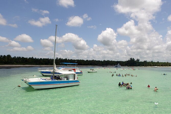 Punta Cana Private Cruise up to 10 people - Floating Kitchen + Menu Variety, Plus Unlimited National Open Bar
