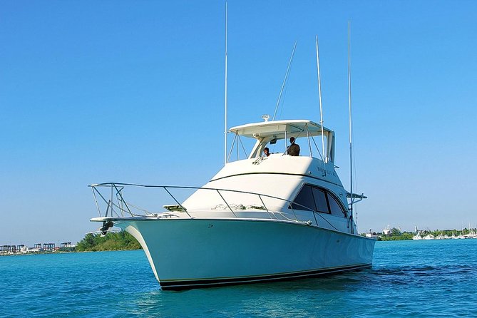 Punta Cana Private Fishing Charter boat Fortuna 42' - Crew Excellence: Professional, Respectful, and Hands-On