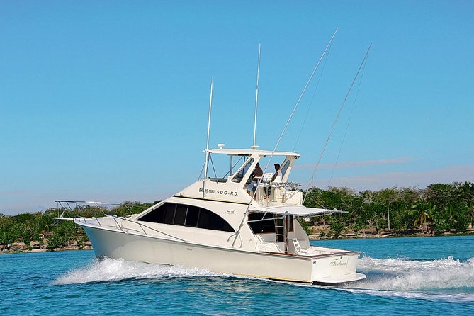 Punta Cana Private Fishing Charter boat Fortuna 42' - Price and Value: What $799 Buys You (Up to 8)