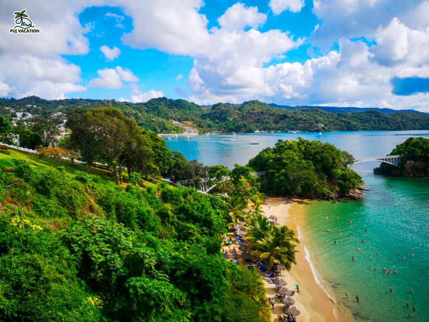 Punta Cana: Samana safari between waterfalls and beaches - Samaná city tour and a typical lunch