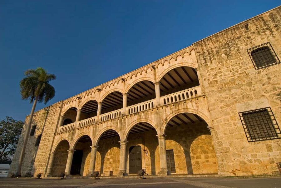Punta Cana: Santo Domingo City Tour with Lunch - National Palace and Other Pass-By Stops: Quick, But Useful