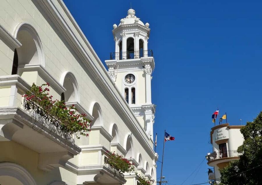 Punta Cana: Santo Domingo Private Day Trip - The National Pantheon: a monument that turns into a lesson