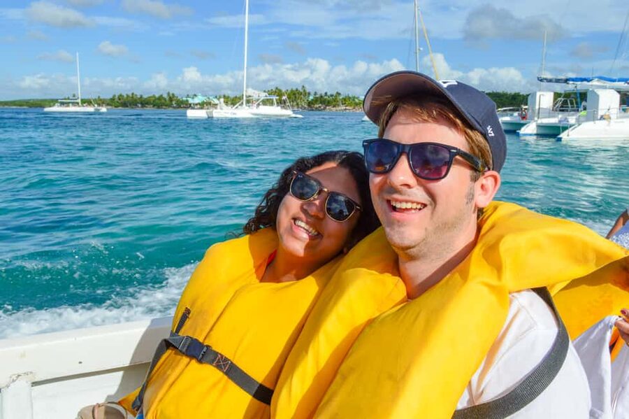Punta Cana: Saona Island All Included Open Bar Catamaran - The return plan: speedboat vibes, natural pool starfish pause, and the timing tradeoff
