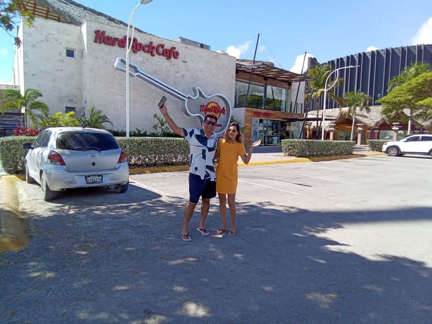 Punta Cana: Shopping Tour with Hotel Pickup and Drop-Off - The tasting session: cigars, coffee, chocolate, and Mamajuana