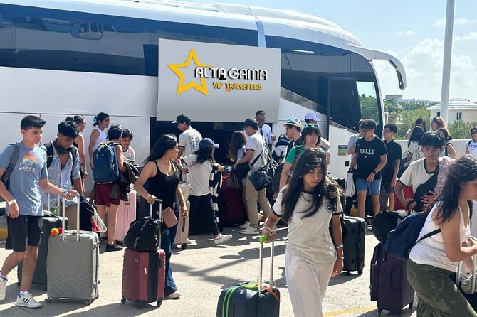 Punta Cana to La Romana Minivan Airport Transfers - Family Travel: Child Seats and Less Stress
