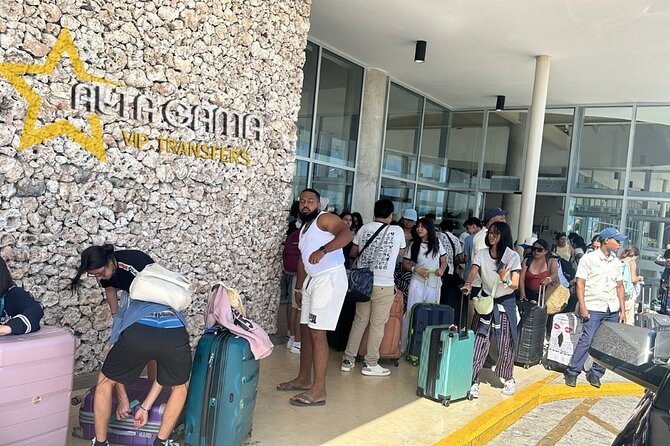 Punta Cana to La Romana Minivan Airport Transfers - Punctuality for Returns, and Handling Late Flights