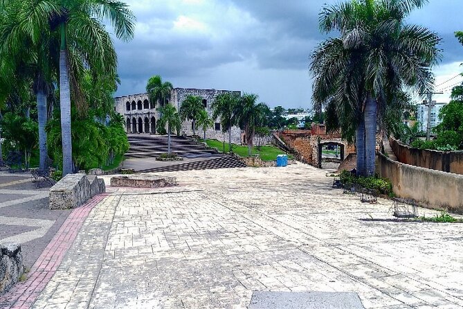 Punta Cana to Santo Domingo PRIVATE/Shared Tour, Colonial Area - Who this tour suits best, and who might be happier elsewhere