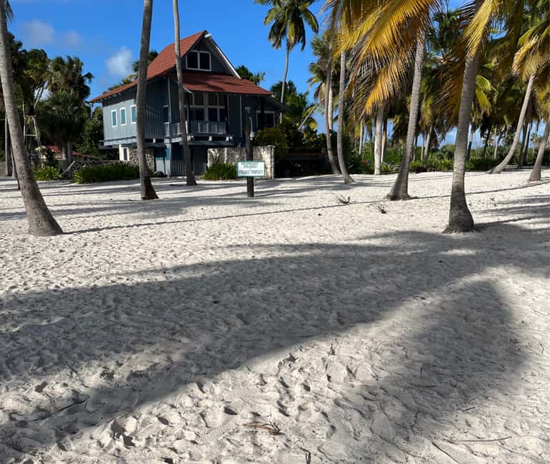 Punta Cana: VIP Private Speedboat Escape to Saona Island - Price And Value: When $760 Per Group Up To 2 Makes Sense