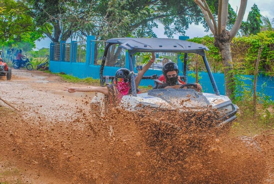 PUNTA CANA WILD BUGGY BREAKS TRACK WITH EXTRAMAS PROTECTION - Key Points Before You Go