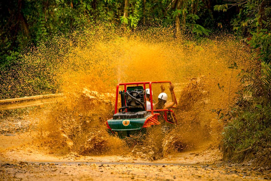 Punta Cana: Zipline, Chairlift, Buggy & Horse Ride Adventure - Zipline and Quick Jump: the adrenaline core