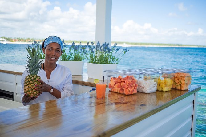 Reef Explorer Multiple activity Excursion from Punta Cana by Marinarium - Food, snacks, and staying comfortable in the sun