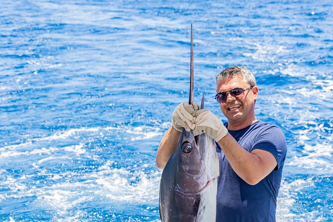 Reel Adventures: A Fin-tastic Fishing Tour - How the 4-Hour Punta Cana Fishing Tour Feels on the Clock