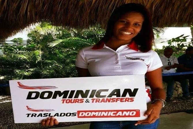 “Round-Trip Private Transfer: Punta Cana Airport ↔ Uvero Alto ” - Vehicles and eco-friendly options: what the service is actually offering