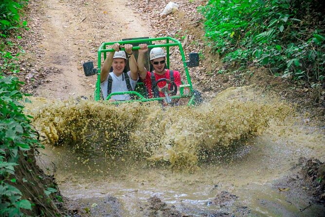 Safari Tour in Punta Cana todo el dia una Aventura inolvidable - A Full-Day Mix of Zipline, Horses, and Safari in Punta Cana