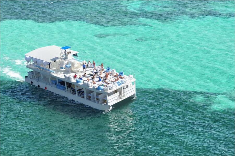 Sailing Splash Tour Speedboat, Snorkel, and Catamaran - Pickup, check-in, and getting sorted with your group
