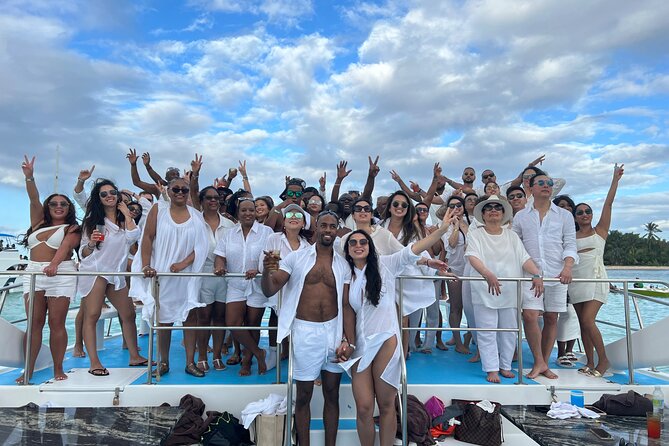 Sand-Bar Punta Cana Party Boat unlimited drinks, snorkeling Vibes - What the open bar really includes (and how that shapes the day)