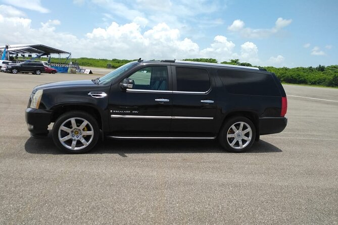 Santo Domingo Airport (SDQ) SUV Transfer Transportation To Punta Cana Hotels - Airport sellers and language limits, your best prevention plan