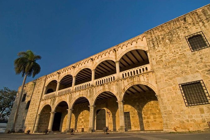 Santo Domingo City Tour from Punta Cana Full-Day - Stop 1, The 3 Eyes National Park: caverns, sulfur lakes, and 2 hours on site