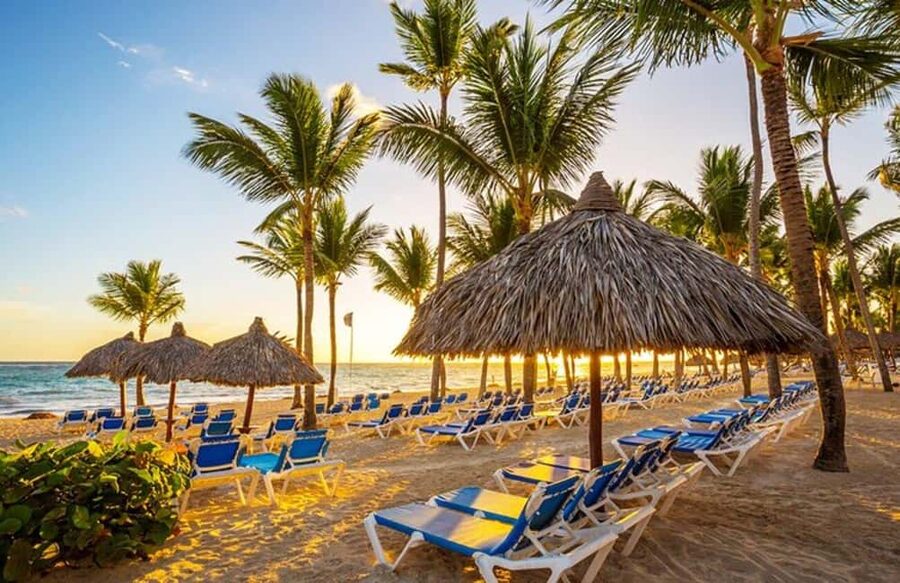 Santo Domingo: Panoramic tour to Punta Cana with Buggy Ride - Blue Mall Punta Cana: shopping center break with photo-friendly stops