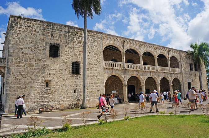 Santo Domingo Private Tour from Punta Cana - Columbus Lighthouse and Other City Landmarks