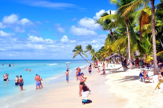 Saona Island Catamaran Cruise Experience (All Inclusive) - The 8:00 am start: why timing matters for this kind of day