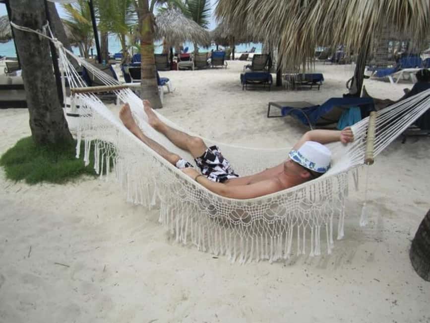 Saona Island: Catamaran/Speedboat Tour to a Dream Beach - Food, drinks, and what $89 covers in real terms