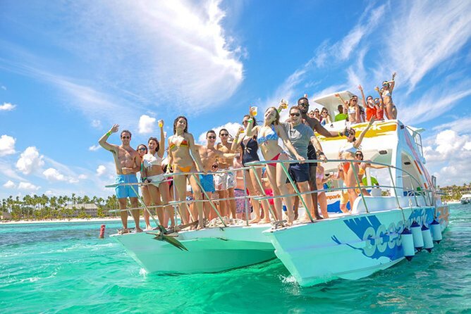Saona Island Full Day Excursion from Punta Cana + Catamaran Party - The catamaran party: what the “party” part feels like