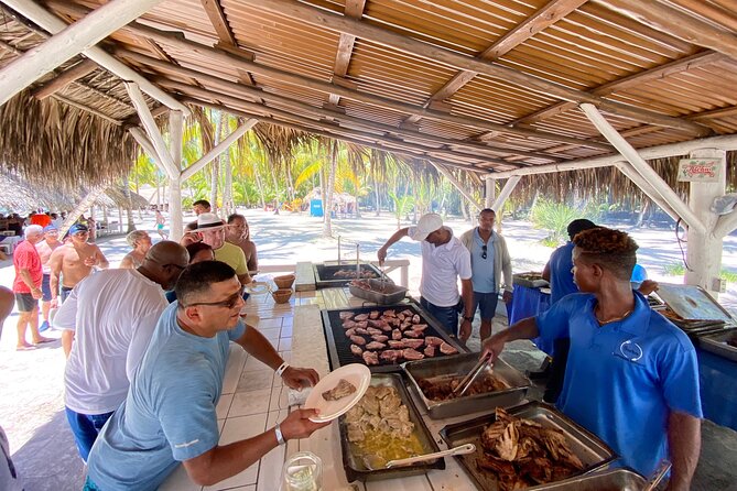 Saona Island, Natural pool Starfish, Fast boat, Catamaran +Dances - Timing and Logistics: The Day Starts at 7:30 am for a Reason