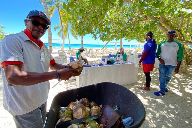 Saona Island, Natural pool Starfish, Fast boat, Catamaran +Dances - Price and Value Check: Is $169 Worth It?