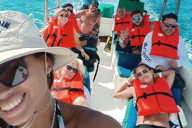 Saona Island Premium Discovery Tour from Punta Cana or Bayahíbe - Getting picked up and reaching Bayahíbe port