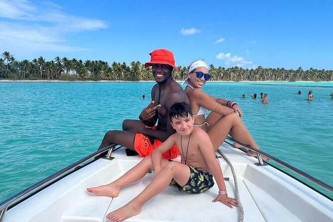 Saona Island Premium Discovery Tour from Punta Cana or Bayahíbe - Mano Juan town break, lunch, and real island pace