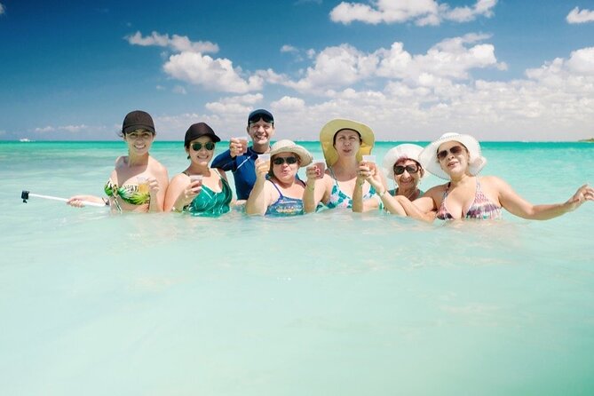 Saona Island Tour Catamaran Buffet Lunch & Full Day Trip - Isla Saona: how the 3 to 4 hours usually feel