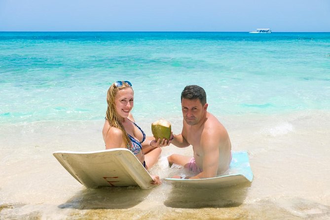 Saona Island Tour From Punta Cana - The return trip, plus the 25-minute local shop stop
