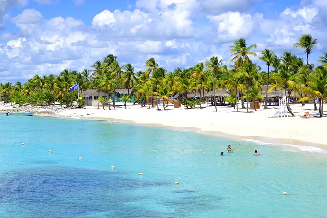 Saona Island Tour from Punta Cana with Lunch, Open Bar & Pickup - Lunch, soft drinks, and the open bar at sea