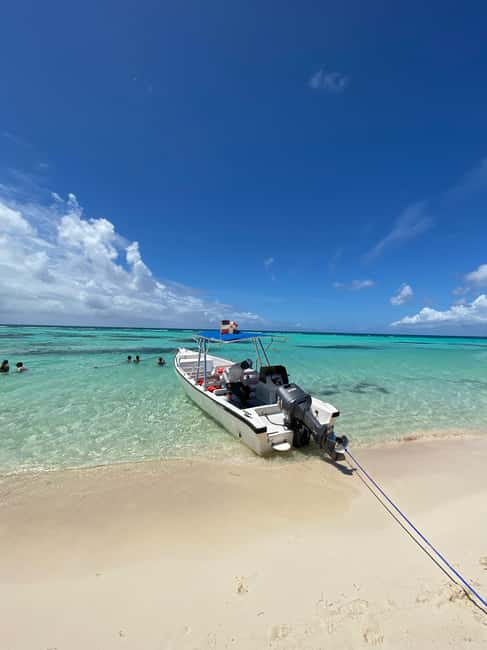 Saona Island VIP: 4 Beaches , Mano Juan & Canto de la Playa - Price and value for Saona Island VIP (What $130 really buys)