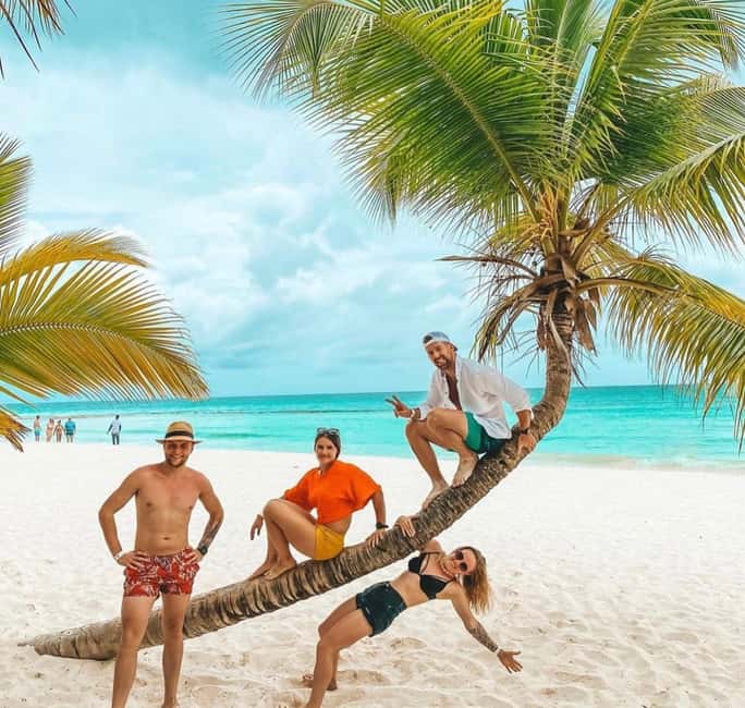 Saona Island VIP: 4 Beaches , Mano Juan & Canto de la Playa - Playa Canto de la Playa: your first hour of sand and direction