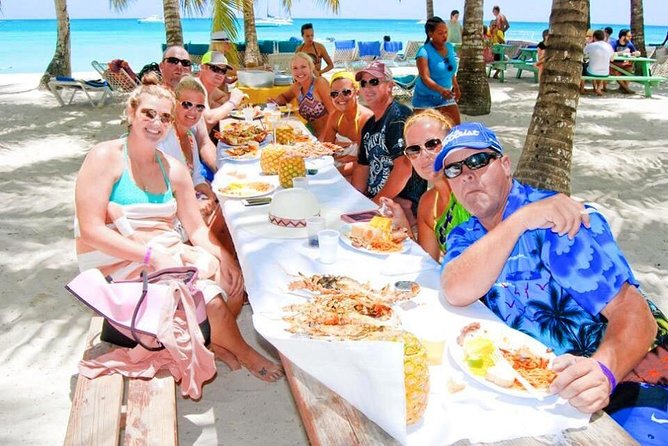 Saona Platinum Beach Day - Saona Island Lunch and Open Bar: What “Included” Looks Like