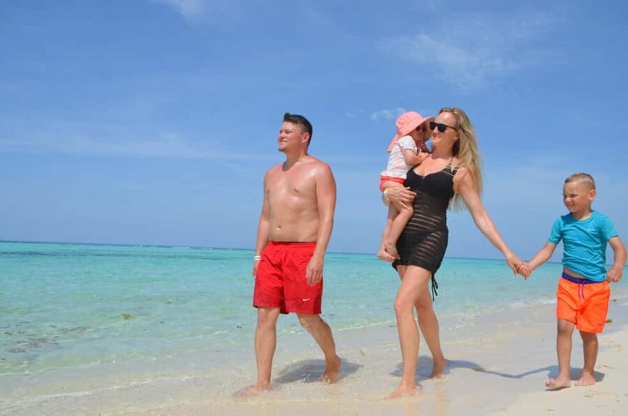 Saona Special Tour: Four Beaches & Canto Experience - Morning start from Dominicus and the speedboat rhythm