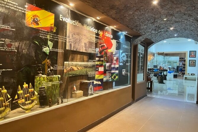 Shopping Tour Punta Cana Larimar Chocolate Cigar Factory souvenir - Key highlights you should know