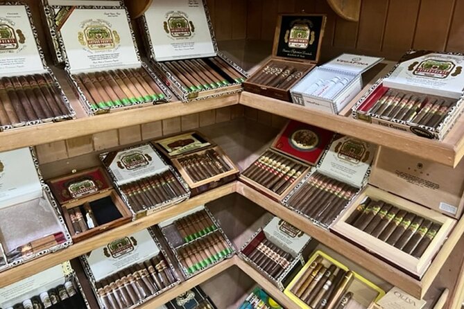 Shopping Tour Punta Cana Larimar Chocolate Cigar Factory souvenir - Where this Punta Cana souvenir tour fits best