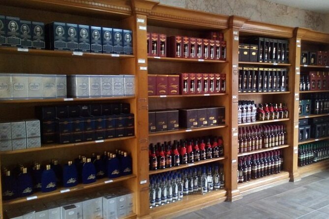 Shopping Tour Punta Cana with private transportation - Coffee and chocolate tastings, the souvenir wins that are easiest to enjoy later