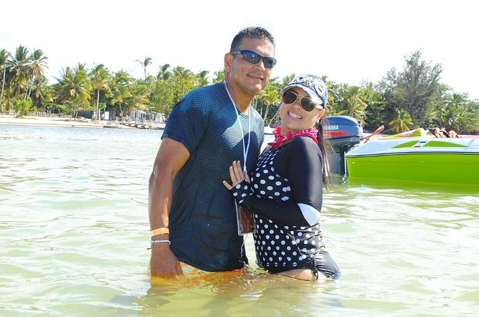 Speed Boat Adventure In Punta Cana - Group Size and the Comfort Factor (Up to 30 People)