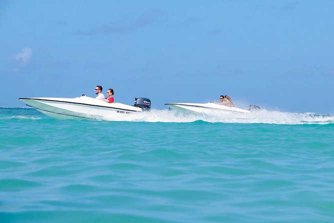 Speed Boat in Punta Cana - Roundtrip pickup and timing, with a plan for the bumps