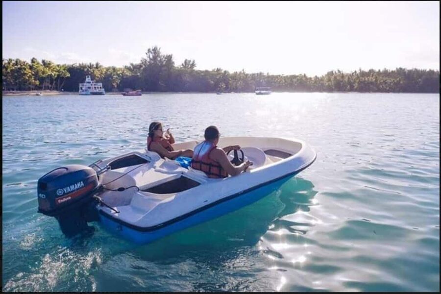 Speedboat Adventure and Snorkeling from Punta Cana - Bávaro Natural Pool Sandbar, Clear Water and Boat Noise