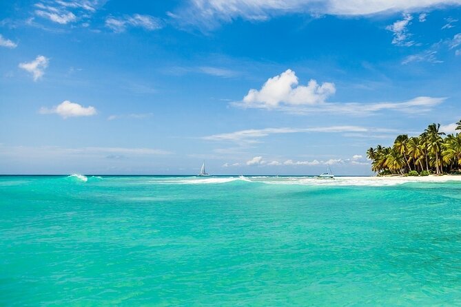 Speedboat Sailing with Snorkeling Experience in Punta Cana - Guides make or break the experience