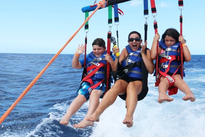 Speedboats and Parasailing Combo - Drinks, Music, and the Social Vibe on the Water